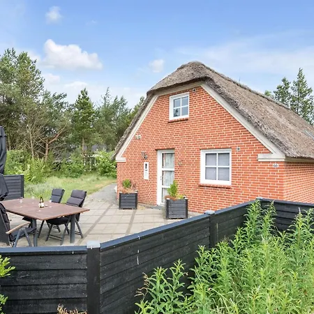 Hunno - 3km From The Sea By Interhome *