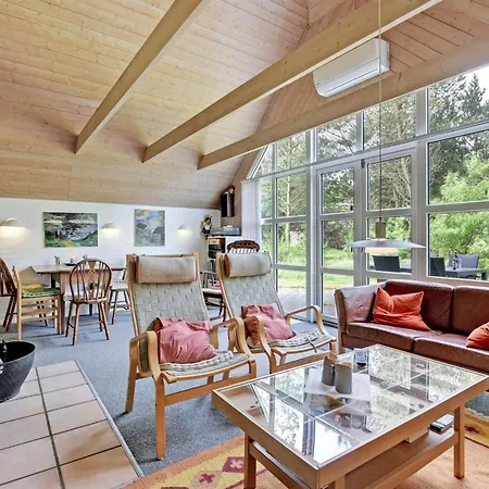 Hunno - 3km From The Sea By Interhome