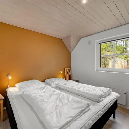 度假居 Hunno - 3km From The Sea By Interhome